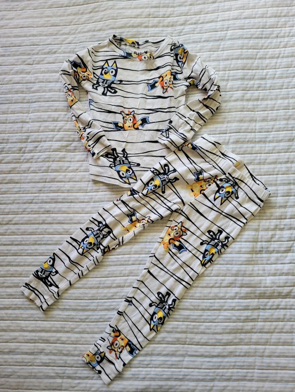 🎃Bluey Halloween Pajamas 2 Sets
